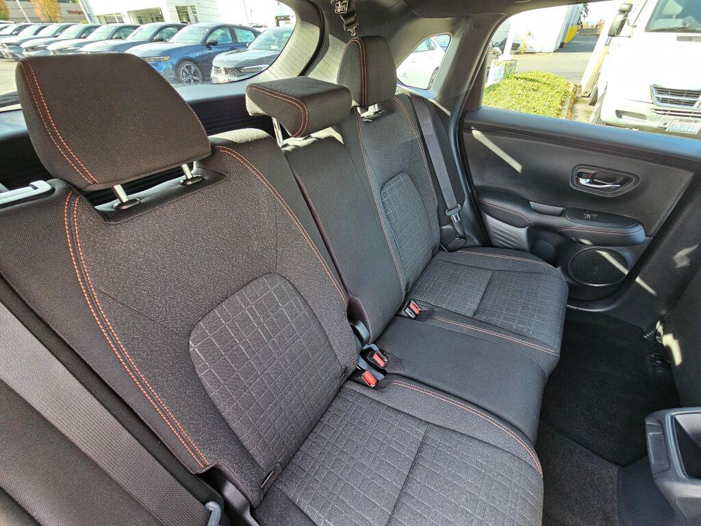 Certified 2025 Honda HR-V Sport image 13