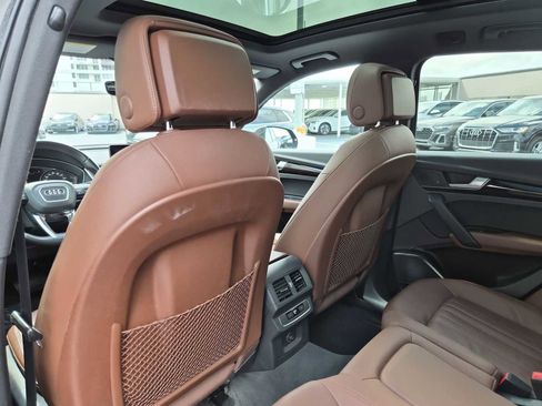 Used 2020 Audi Q5 2.0T Premium w/ Convenience Package image 17