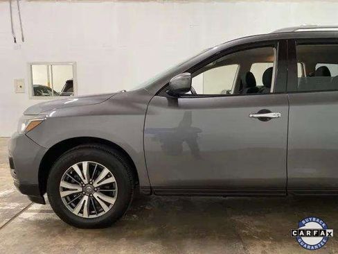 Used 2019 Nissan Pathfinder SV image 92