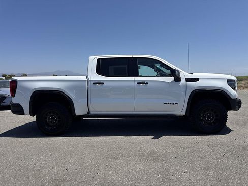 New 2026 GMC Sierra 1500 AT4X w/ AT4X AEV Edition AWD/4WD image 3