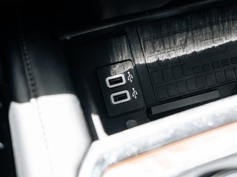 Used 2019 Ford Expedition Max Platinum AWD/4WD image 39