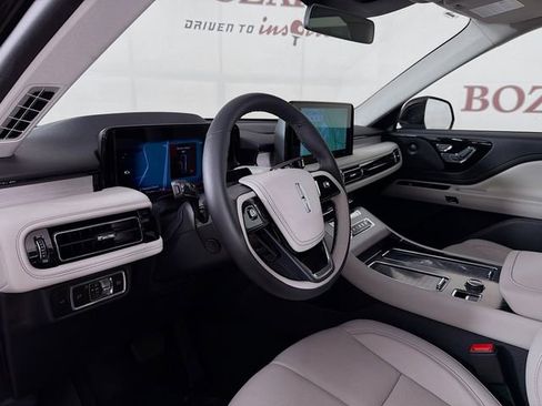 New 2026 Lincoln Aviator Reserve RWD image 10