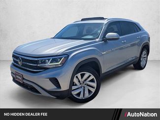 Used 2023 Volkswagen Atlas Cross Sport SE w/ Panoramic Sunroof Package FWD video 1