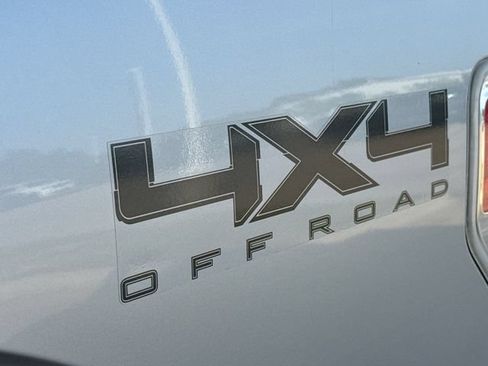 Used 2014 Ford F150 XLT w/ Equipment Group 302A Luxury AWD/4WD image 6
