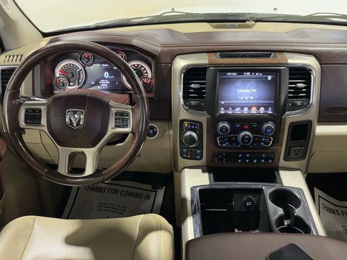 Used 2013 RAM 1500 Laramie w/ Convenience Group AWD/4WD image 11