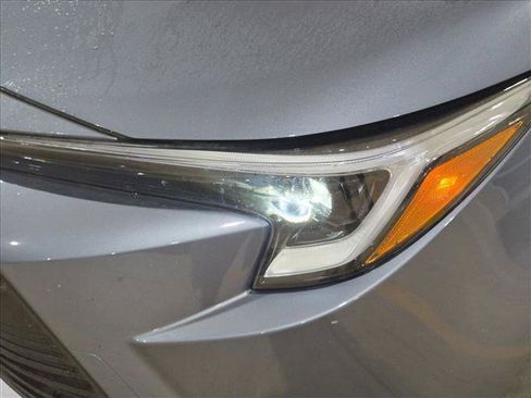 Used 2024 Toyota Corolla LE FWD image 9