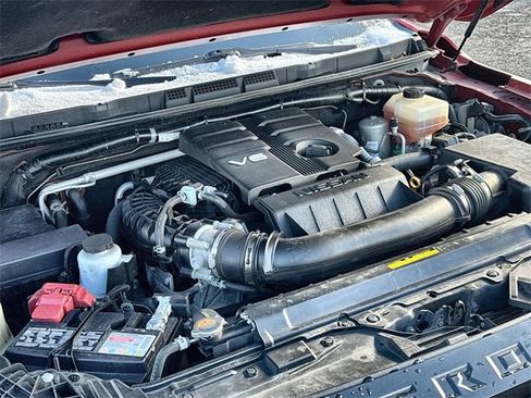 Used 2022 Nissan Frontier PRO-4X image 19