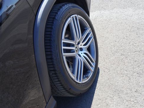 Certified 2024 Mercedes-Benz GLS 450 4MATIC image 42