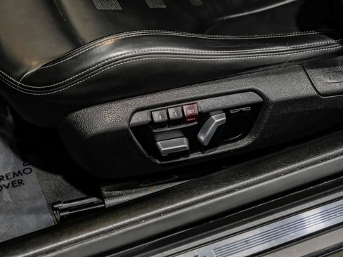 Used 2018 BMW M4 Coupe image 31