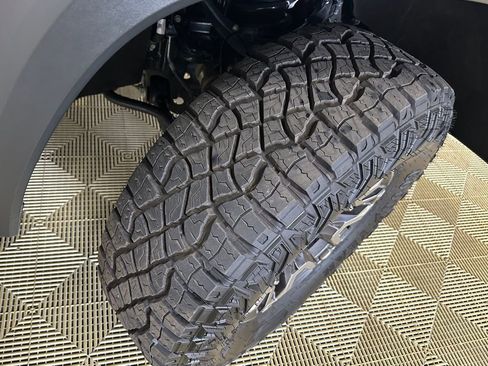 Certified 2026 Chevrolet Colorado ZR2 w/ Technology Package image 28