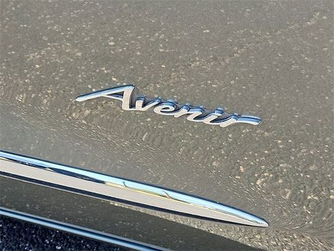 Certified 2023 Buick Enclave Avenir image 8