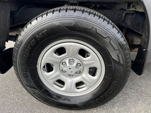 Certified 2024 Nissan Frontier S w/ Technology Package image 23