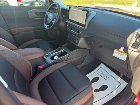 New 2025 Ford Bronco Sport Outer Banks AWD/4WD image 12