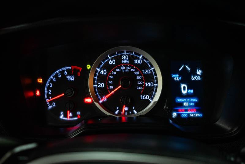 Used 2022 Toyota Corolla SE FWD image 16
