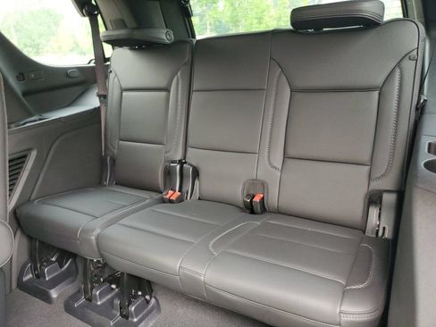Used 2025 GMC Yukon Denali w/ Denali Reserve Package AWD/4WD image 34