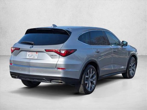 Certified 2023 Acura MDX FWD w/ Technology Package image 5