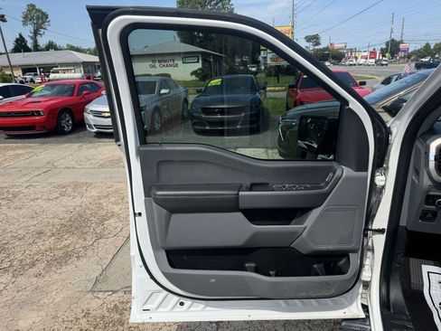 Used 2022 Ford F150 XLT w/ Max Trailer Tow Package RWD image 12