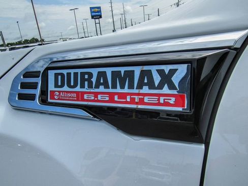 New 2025 GMC Sierra 2500 Pro image 14