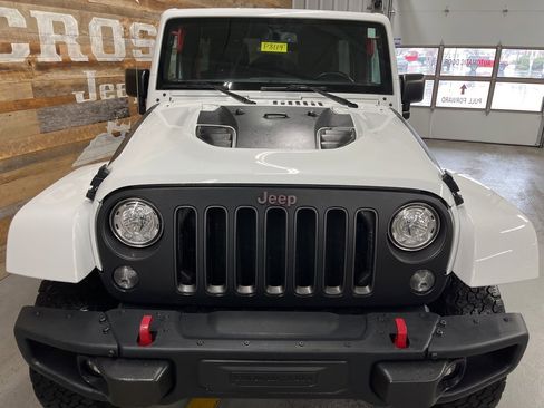 Used 2018 Jeep Wrangler Unlimited Rubicon image 11