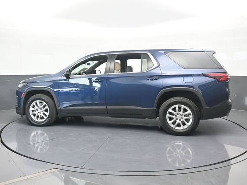 Certified 2023 Chevrolet Traverse LS image 3