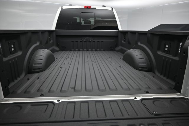 Used 2024 Ford F250 Lariat w/ Lariat Ultimate Package AWD/4WD image 18