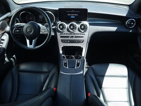 Used 2020 Mercedes-Benz GLC 300 image 7