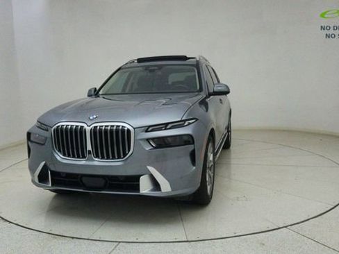 Used 2025 BMW X7 xDrive40i AWD/4WD image 70