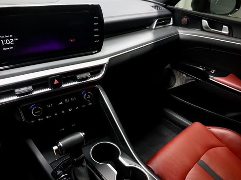 Used 2023 Kia K5 GT-Line image 31