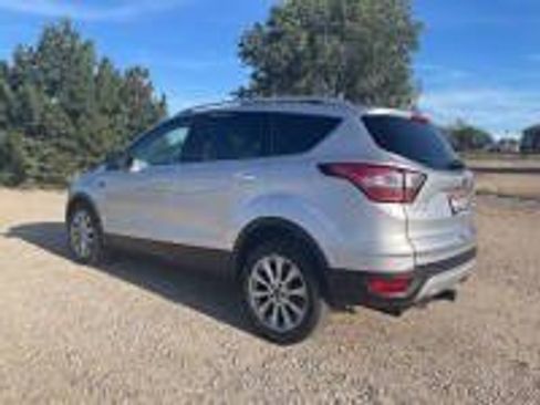 Used 2017 Ford Escape Titanium AWD/4WD image 10