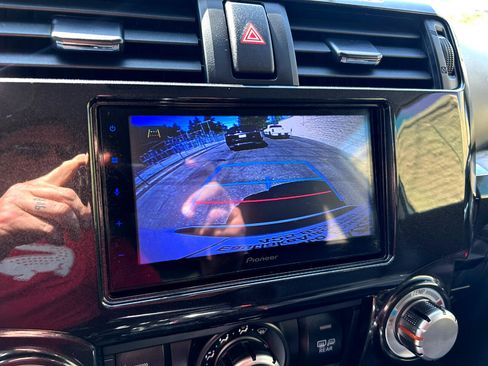 Used 2017 Toyota 4Runner TRD Pro image 19