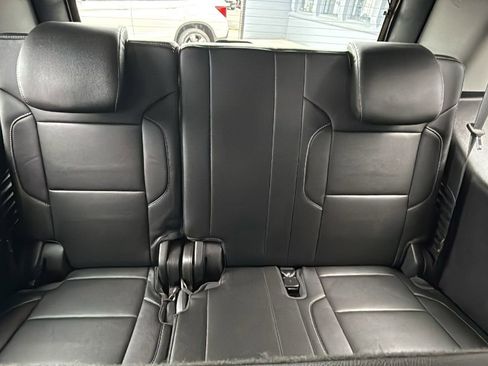 Used 2018 Chevrolet Tahoe LT AWD/4WD image 19