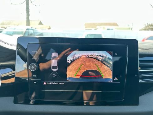 Used 2025 Volkswagen Jetta S image 20