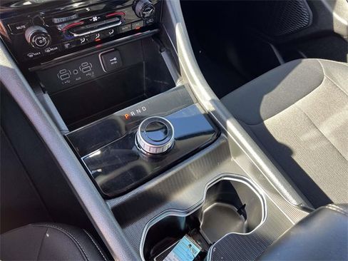 Certified 2023 Jeep Grand Cherokee L Laredo image 22