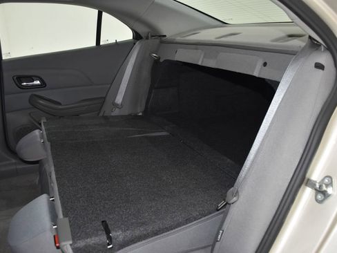 Used 2015 Chevrolet Malibu LS image 24