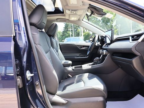 Used 2023 Toyota RAV4 XLE Premium AWD/4WD image 34