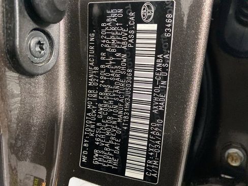 Used 2018 Toyota Camry LE image 36