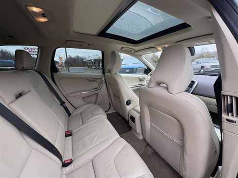 Used 2013 Volvo XC60 3.2 image 18