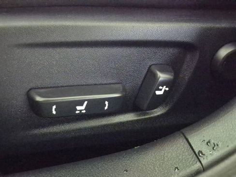 Used 2014 Lexus IS 350 AWD w/ Luxury Package w/Gray Wood image 15