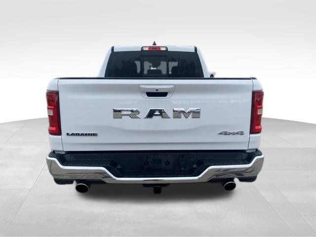 Used 2026 RAM 1500 Laramie AWD/4WD image 6