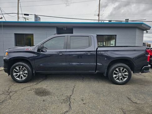 Used 2022 Chevrolet Silverado 1500 RST AWD/4WD image 2