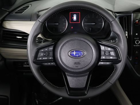 Used 2025 Subaru Forester Premium AWD/4WD image 39