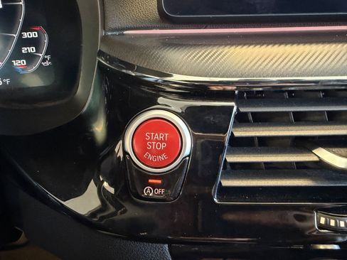 Used 2022 BMW M5 w/ Executive Package image 27