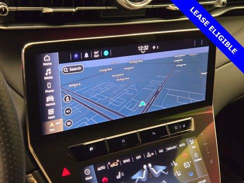 Used 2025 Maserati Grecale Modena image 38