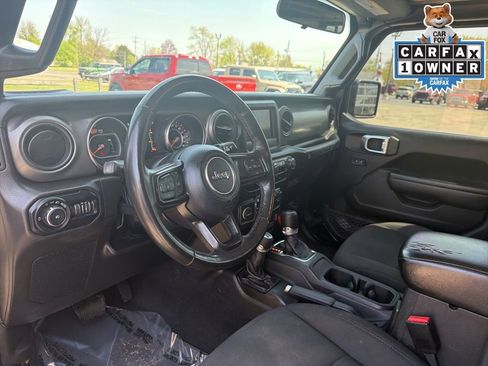 Used 2022 Jeep Wrangler Unlimited Sport AWD/4WD image 23