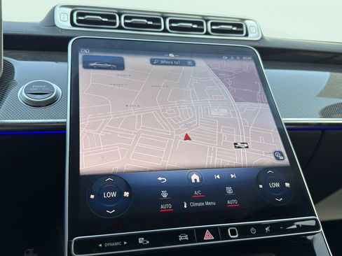 Used 2022 Mercedes-Benz S 500 4MATIC w/ AMG Line Package image 81