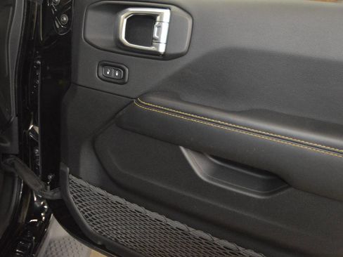 Used 2024 Jeep Wrangler Unlimited Sahara w/ Dual Top Group image 13