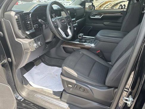 Used 2023 GMC Sierra 1500 Elevation w/ LPO, Elevation Black Package AWD/4WD image 16