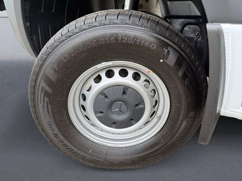 New 2025 Mercedes-Benz Sprinter 2500 image 33