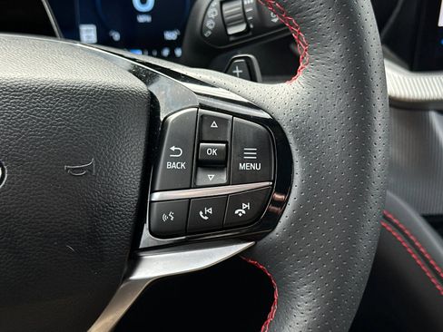 Used 2025 Ford Explorer ST image 29