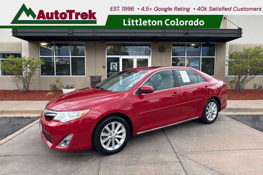 Used 2013 Toyota Camry XLE FWD image 1